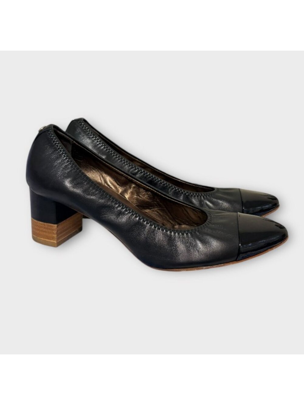 AGL Cap Toe Spirit Block Heel Pumps 37.5 Black Leather Patent Classic Coco 2"